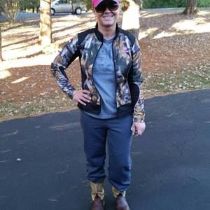 Meet your Posher, Connie